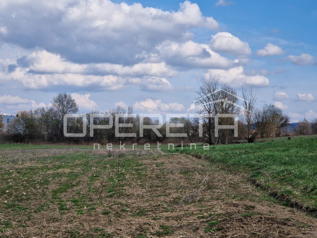 Pustodol, Donja Stubica, 2.372,00 m2, 85.000,00 EUR