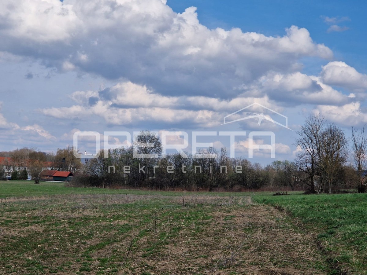 Pustodol, Donja Stubica, 2.372,00 m2, 85.000,00 EUR