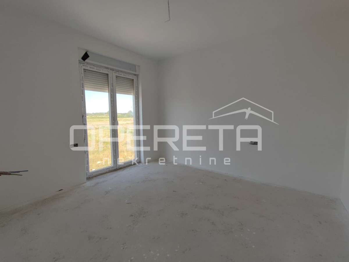 Nuova costruzione, appartamento bilocale con terrazza di 80 m2, Sabunike, Zara