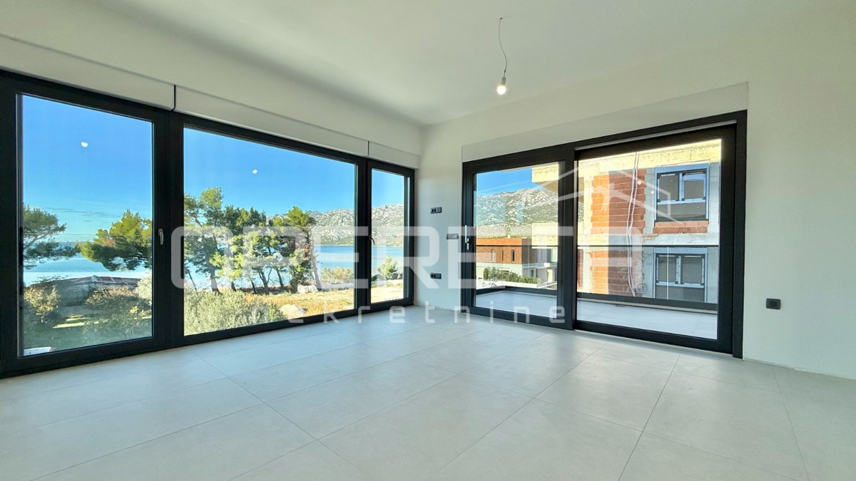 Appartamento con due camere da letto, primo piano, Rovanjska