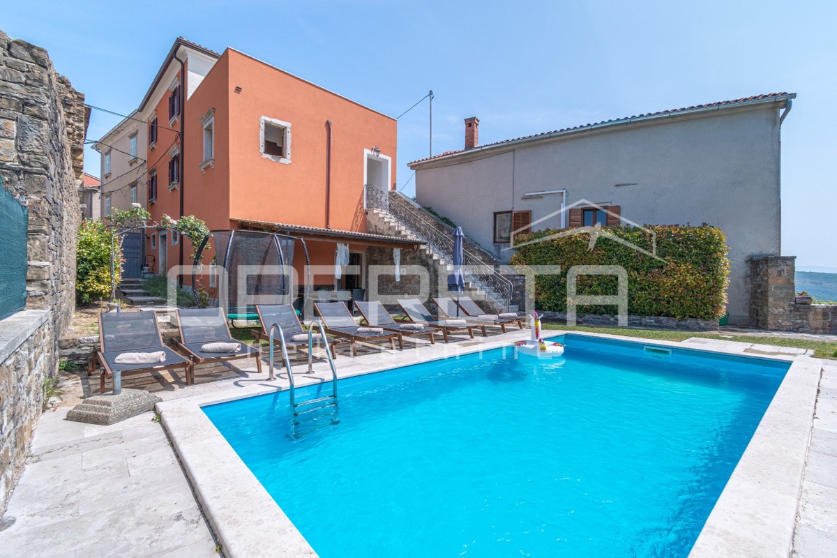 Istria, dintorni di Buie – Casa in pietra autoctona