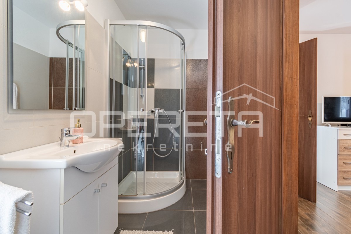 Istria, dintorni di Buie – Casa in pietra autoctona