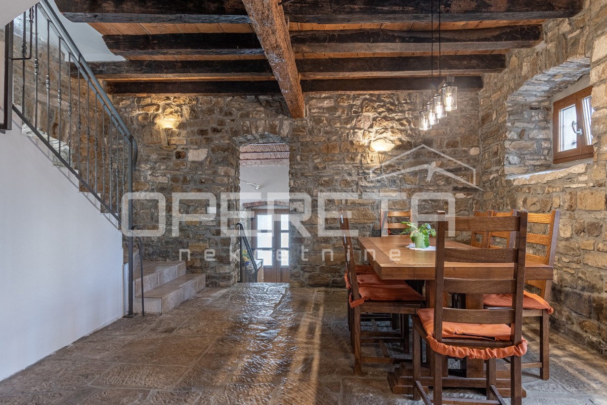 Istria, dintorni di Buie – Casa in pietra autoctona