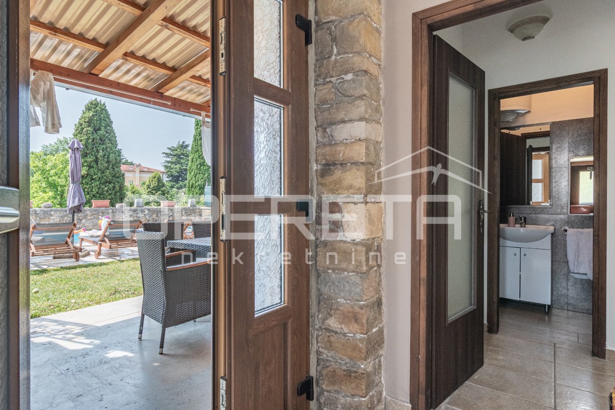 Istria, dintorni di Buie – Casa in pietra autoctona