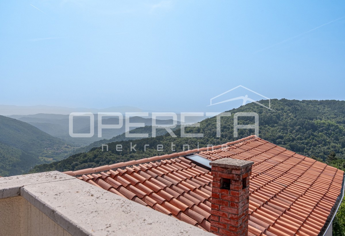 Istria, dintorni di Buie – Casa in pietra autoctona