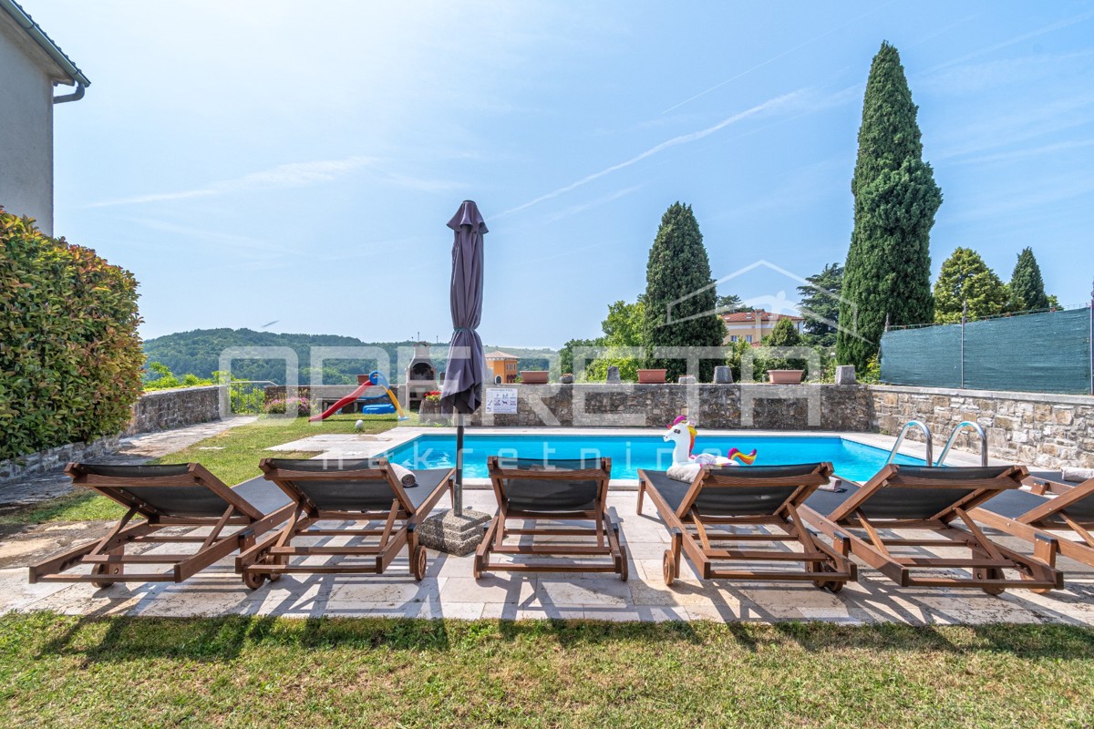 Istria, dintorni di Buie – Casa in pietra autoctona