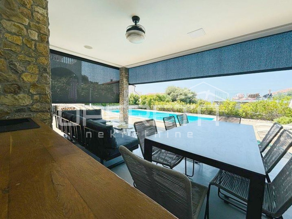 Vendita, Casa, Pag, Jakišnica , Indipendente, 240m2