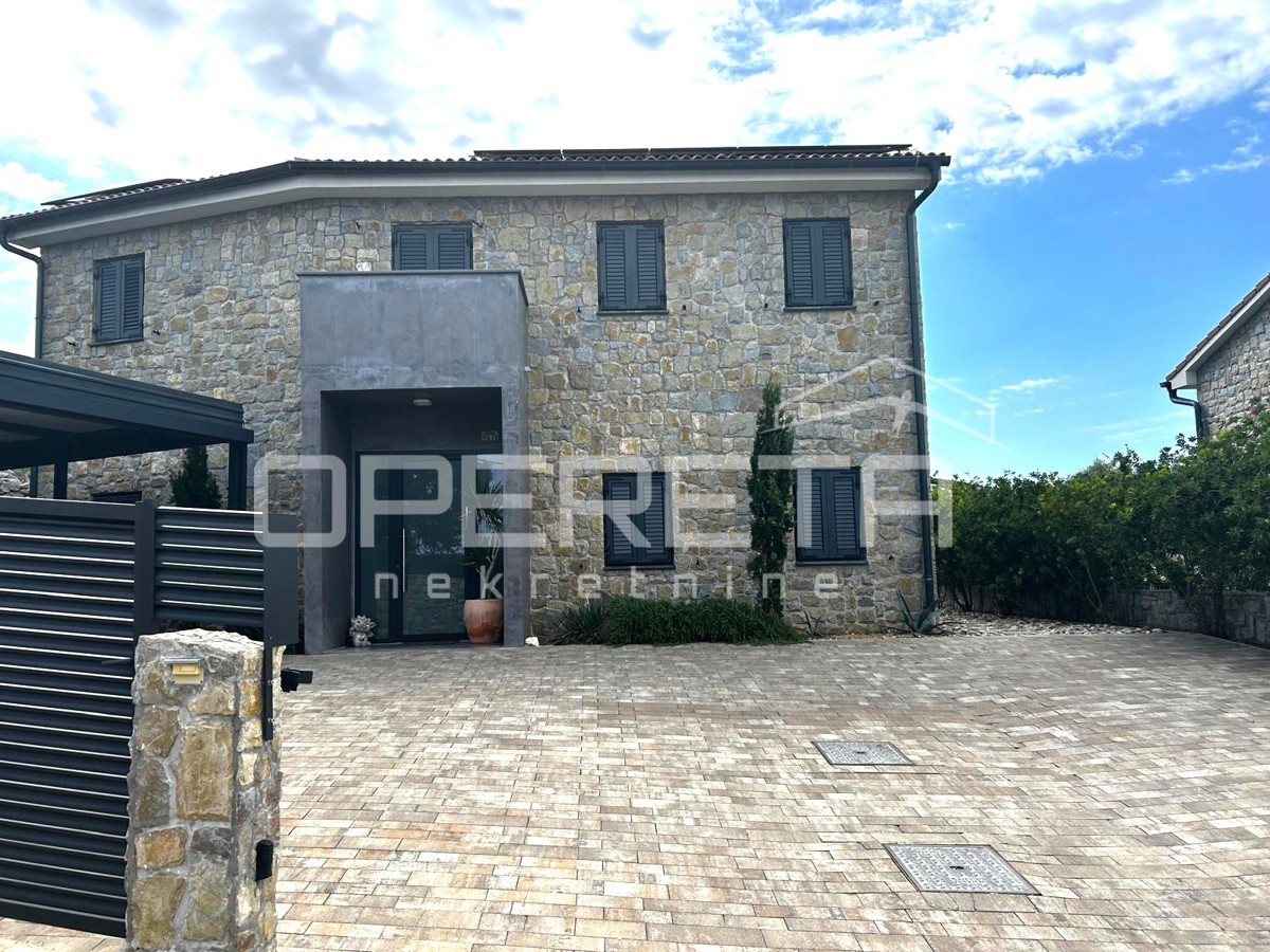 Vendita, Casa, Pag, Jakišnica , Indipendente, 240m2