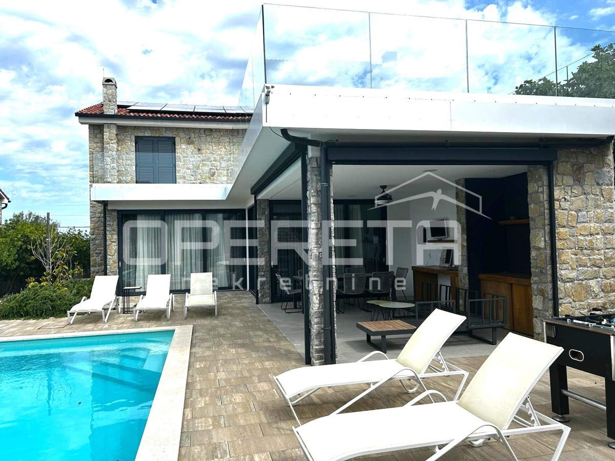 Vendita, Casa, Pag, Jakišnica , Indipendente, 240m2