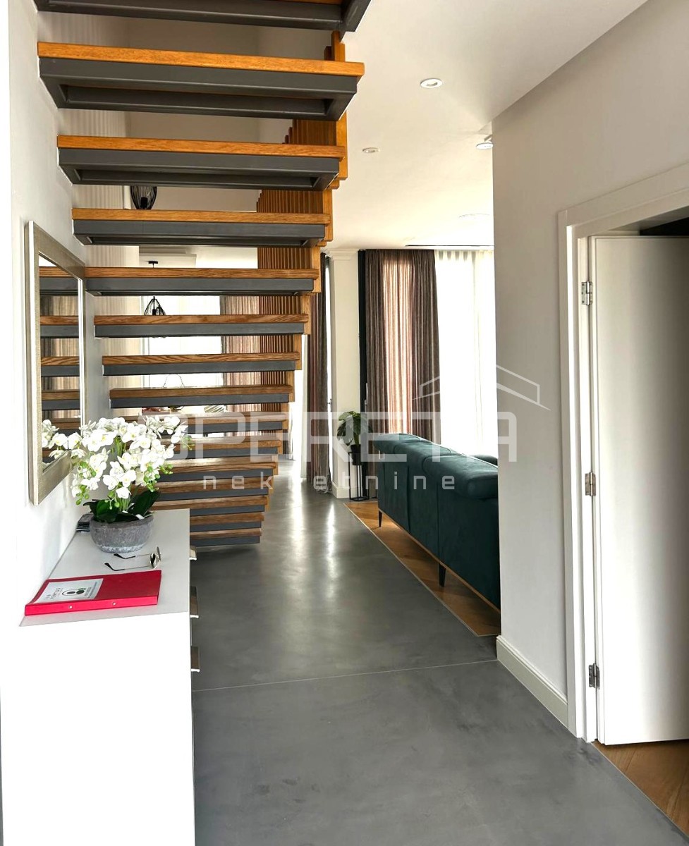 Vendita, Casa, Pag, Jakišnica , Indipendente, 240m2