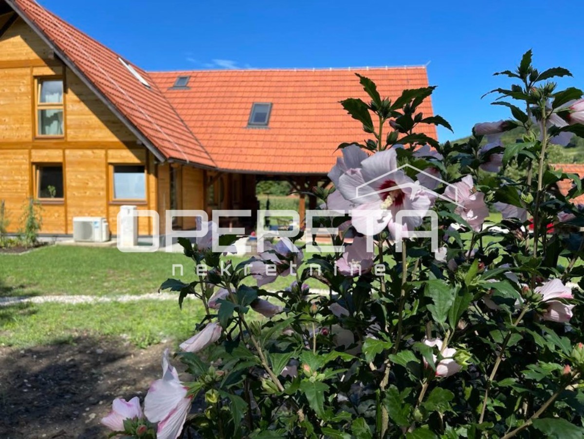 Vendita, Casa, Ivanečka Željeznica, Zajezda, Indipendente, 216m2