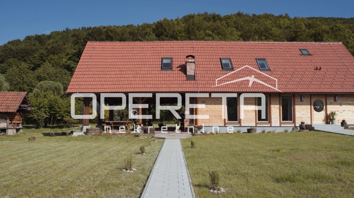 Vendita, Casa, Ivanečka Željeznica, Zajezda, Indipendente, 216m2