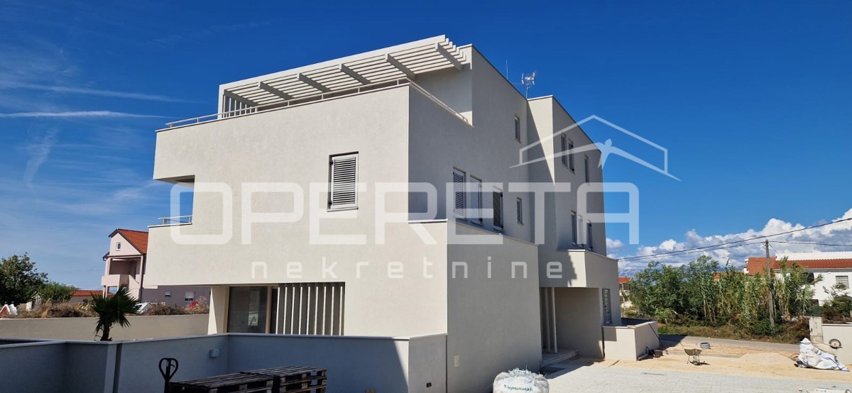 Nuova costruzione – villa di lusso con piscina, 239 m2, Mletak – Privlaka, Zara