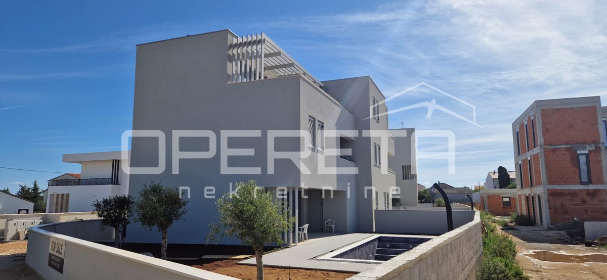 Nuova costruzione – villa di lusso con piscina, 239 m2, Mletak – Privlaka, Zara