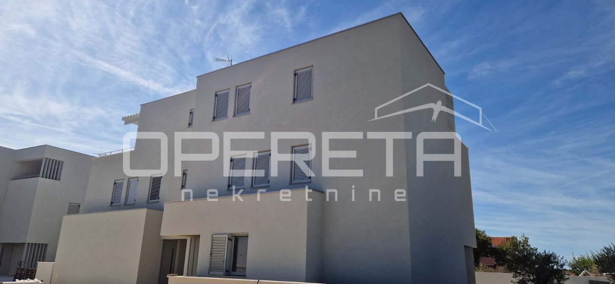 Nuova costruzione – villa di lusso con piscina, 239 m2, Mletak – Privlaka, Zara