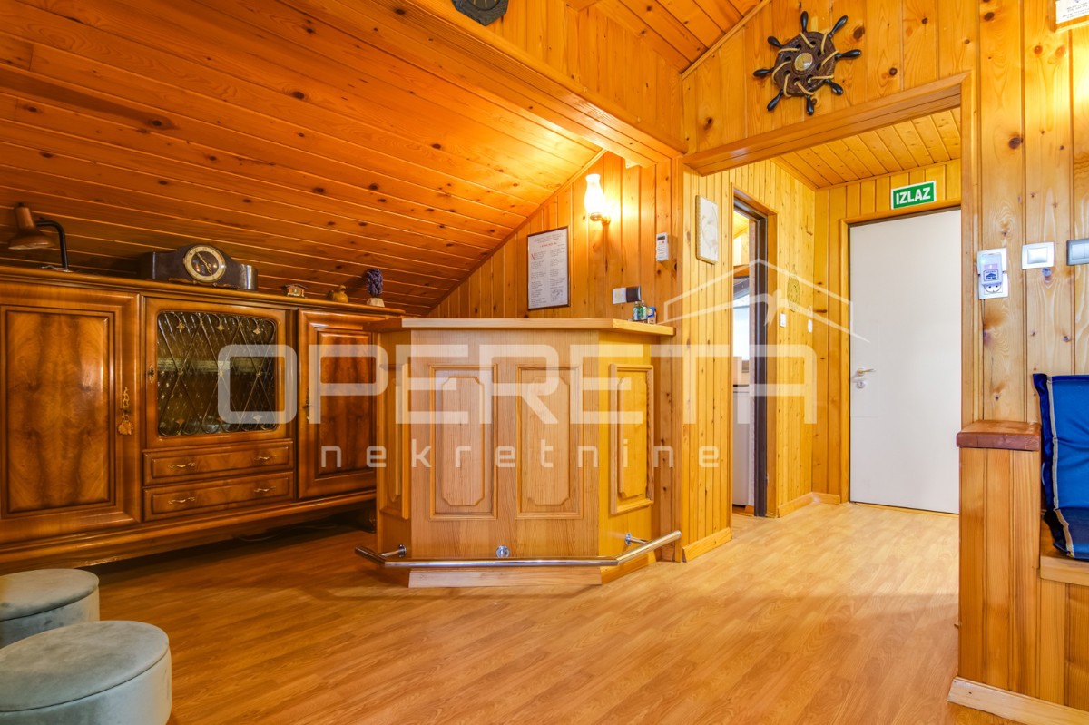 Vendita, Casa, Zlatar Bistrica, Veliki Komor 14d, Indipendente, 330m2