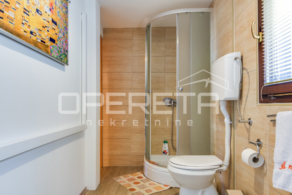 Vendita, Casa, Zlatar Bistrica, Veliki Komor 14d, Indipendente, 330m2