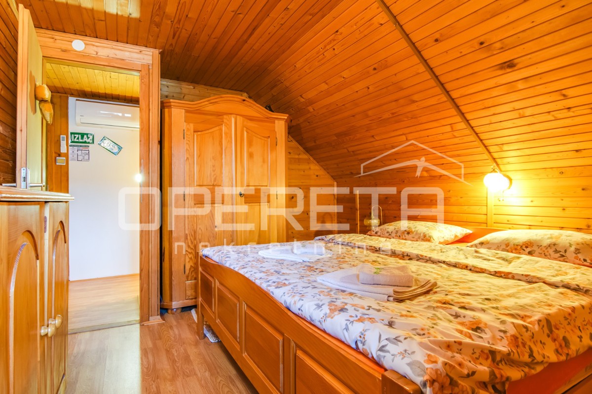 Vendita, Casa, Zlatar Bistrica, Veliki Komor 14d, Indipendente, 330m2