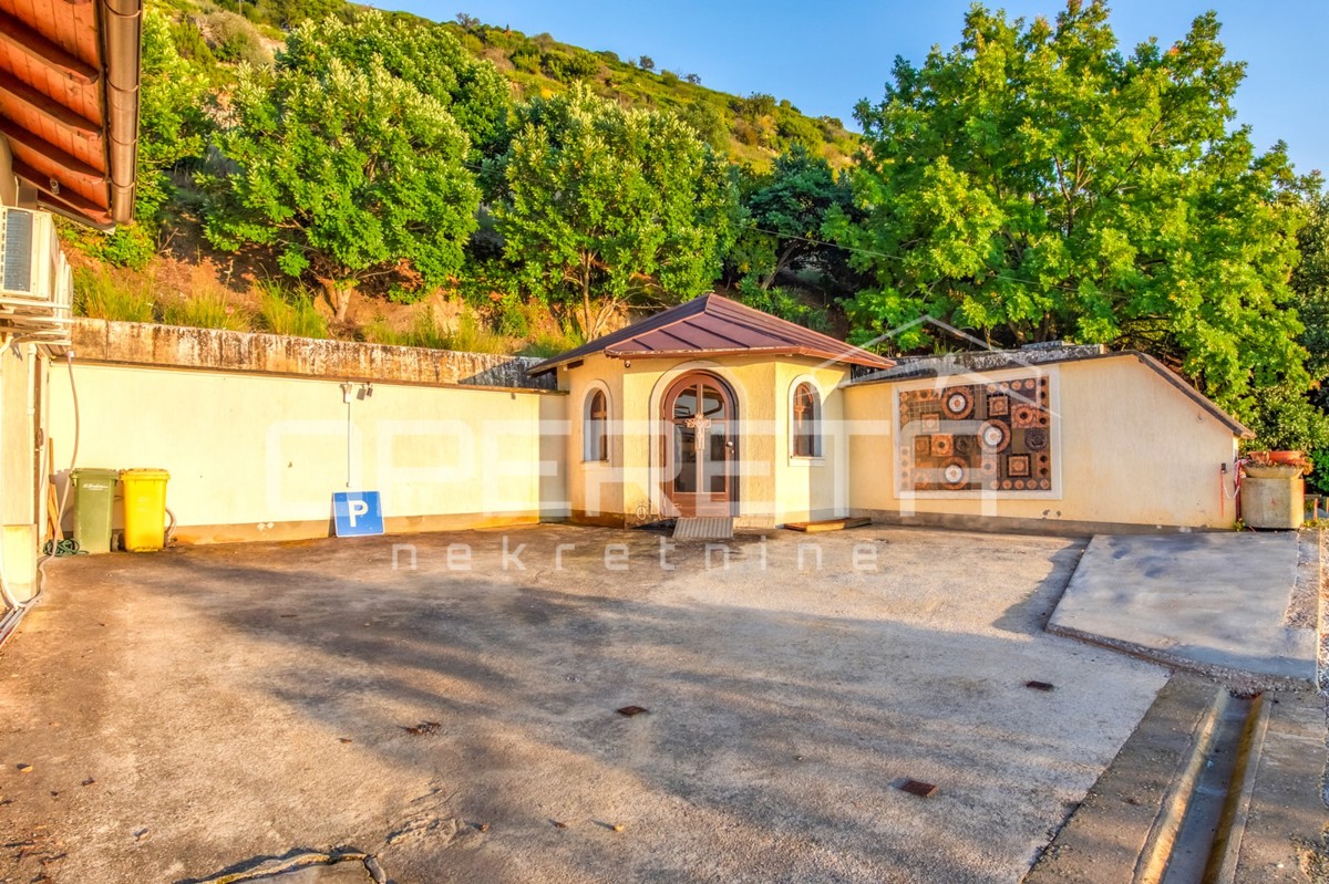 Vendita, Casa, Zlatar Bistrica, Veliki Komor 14d, Indipendente, 330m2