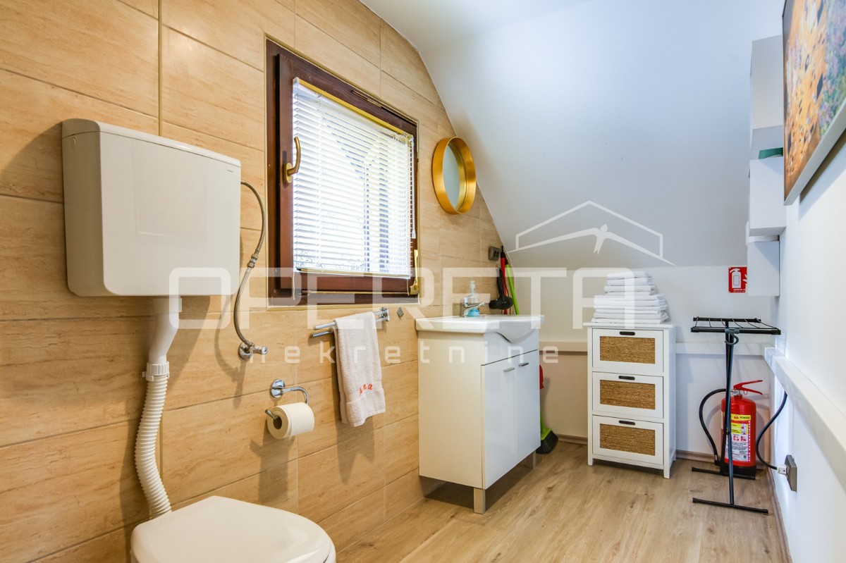 Vendita, Casa, Zlatar Bistrica, Veliki Komor 14d, Indipendente, 330m2