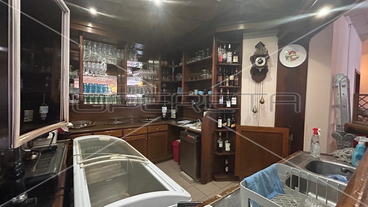 Vendita, Locale su strada, Sesvete, Varaždinska cesta 54, 231m2