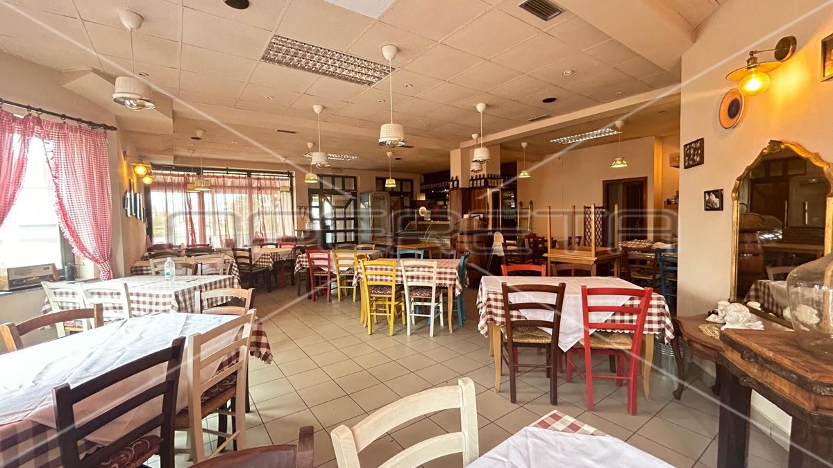 Vendita, Locale su strada, Sesvete, Varaždinska cesta 54, 231m2