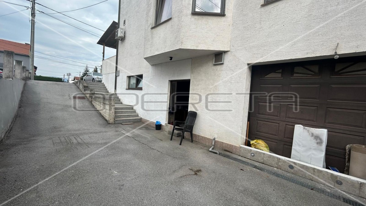 Vendita, Locale su strada, Sesvete, Varaždinska cesta 54, 231m2