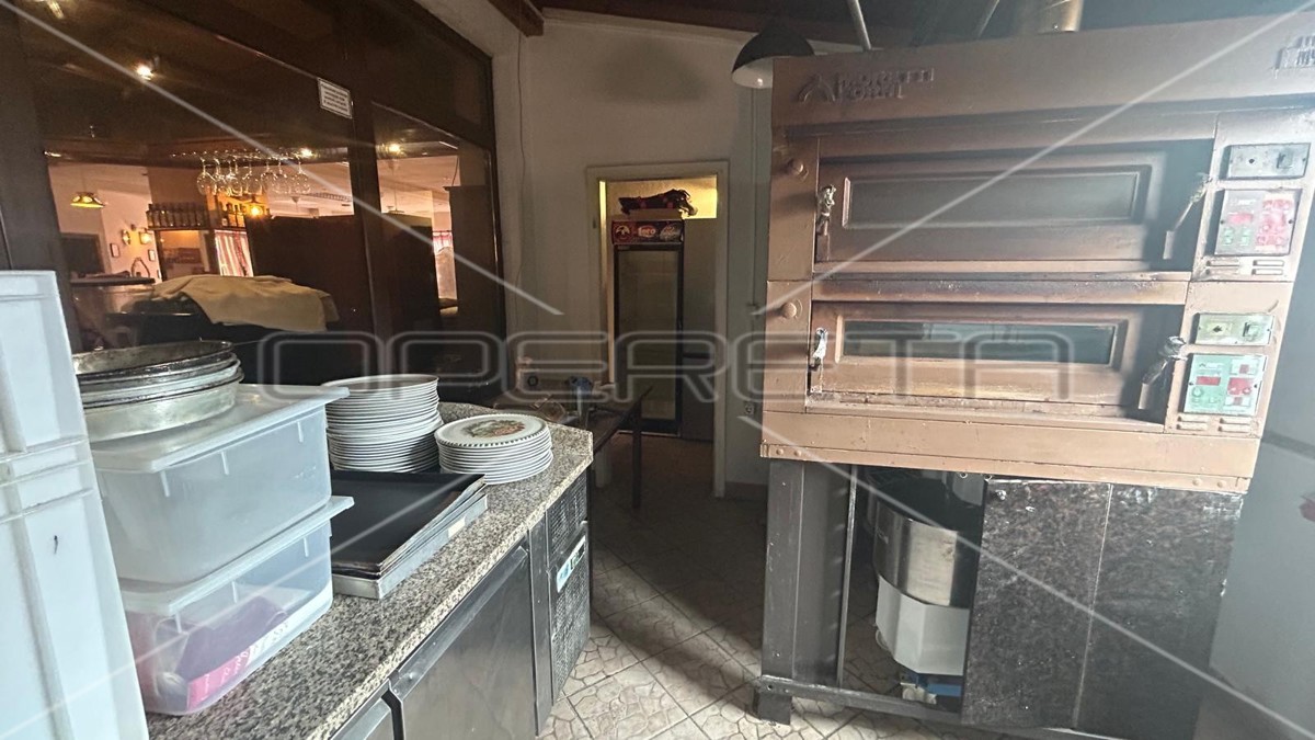 Vendita, Locale su strada, Sesvete, Varaždinska cesta 54, 231m2