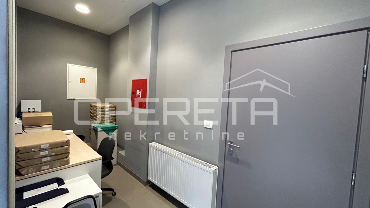 Vendita, Ufficio, Slavonski Brod, Ljudevita Gaja, 229m2