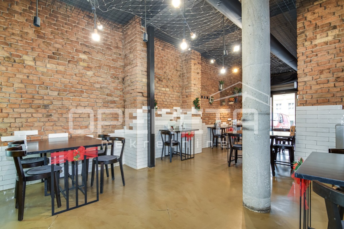 Vendita, Locale su strada, Centar, Maksimirska Cesta, 70m2