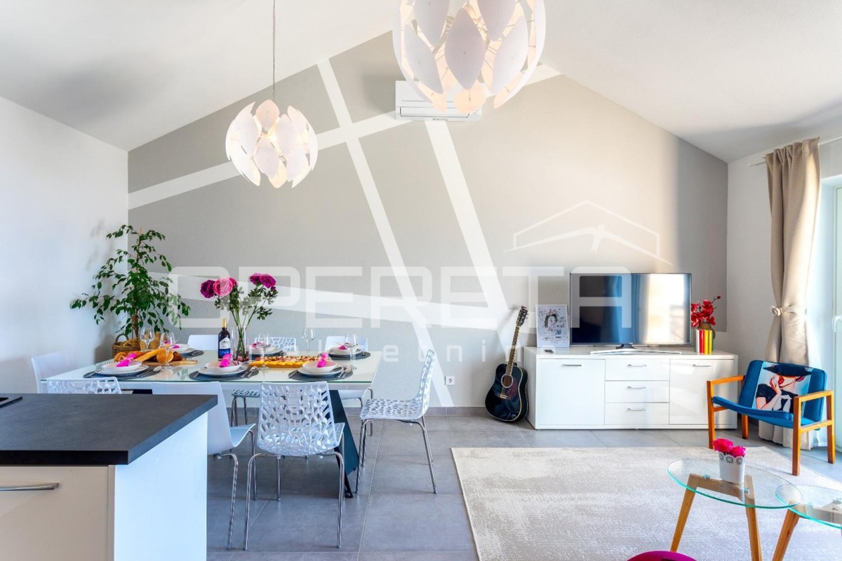 Brač esclusiva proprietà con villa, vista panoramica e 8000 m² di terreno, vicinanza a Supetar