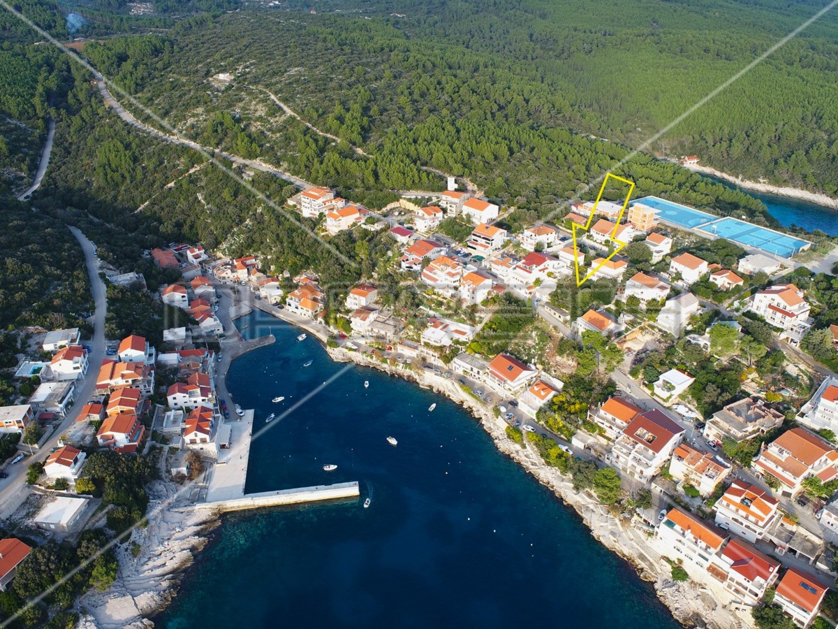 Terreno attraente di 437 m2 con vista mare – Zavalatica