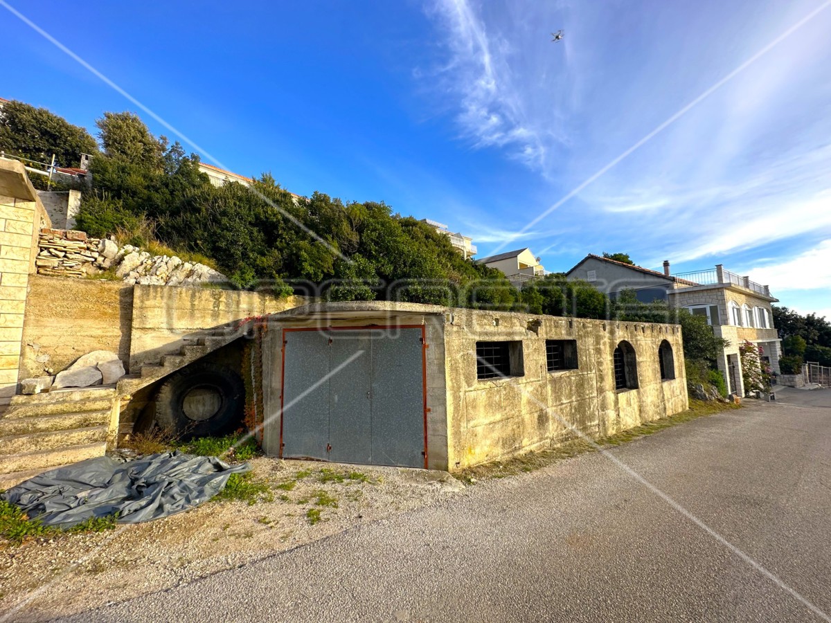 Terreno attraente di 437 m2 con vista mare – Zavalatica