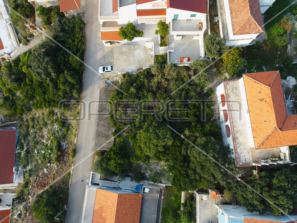 Terreno attraente di 437 m2 con vista mare – Zavalatica