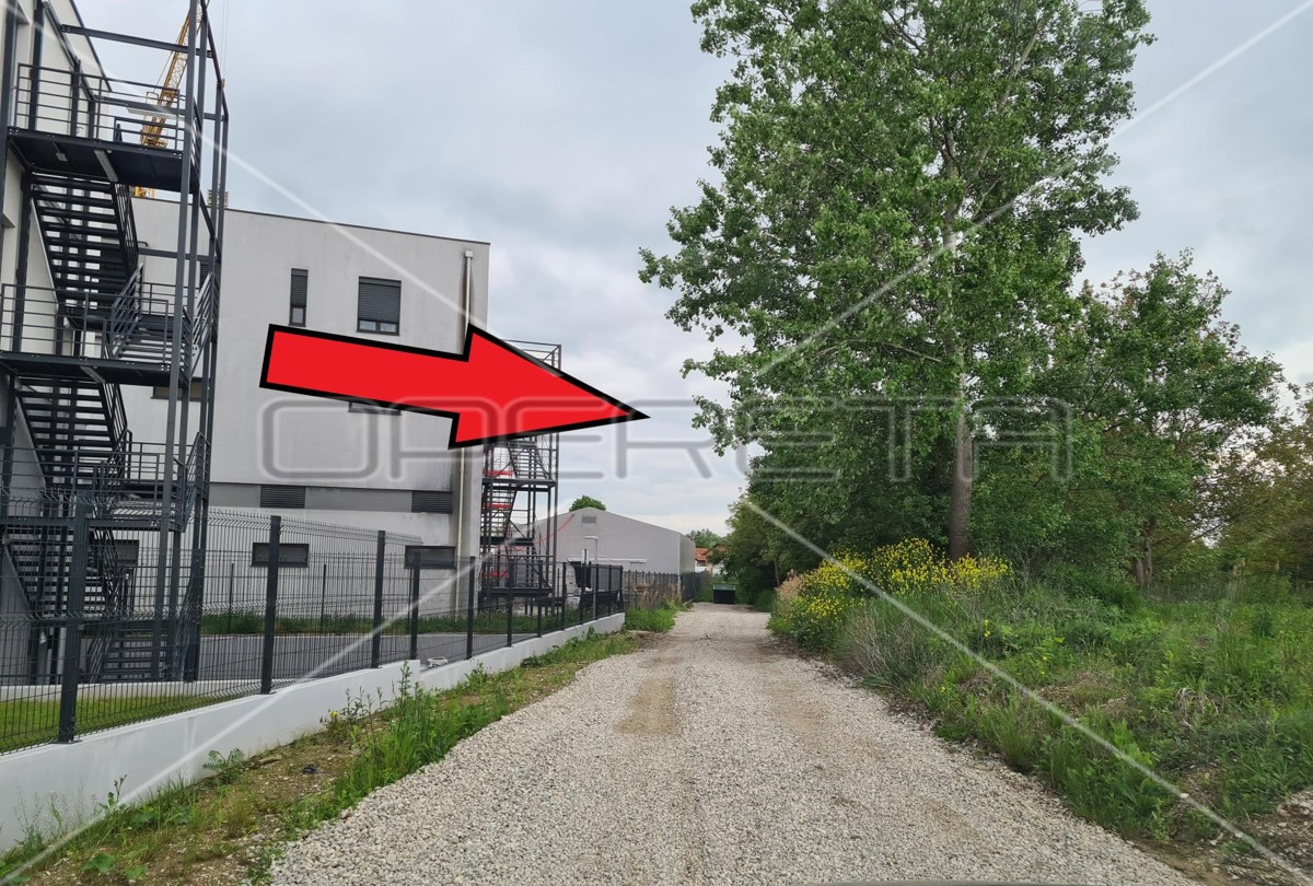 Kovinska, Jankomir, 9.745,00 m2, 1.200.001,00 EUR