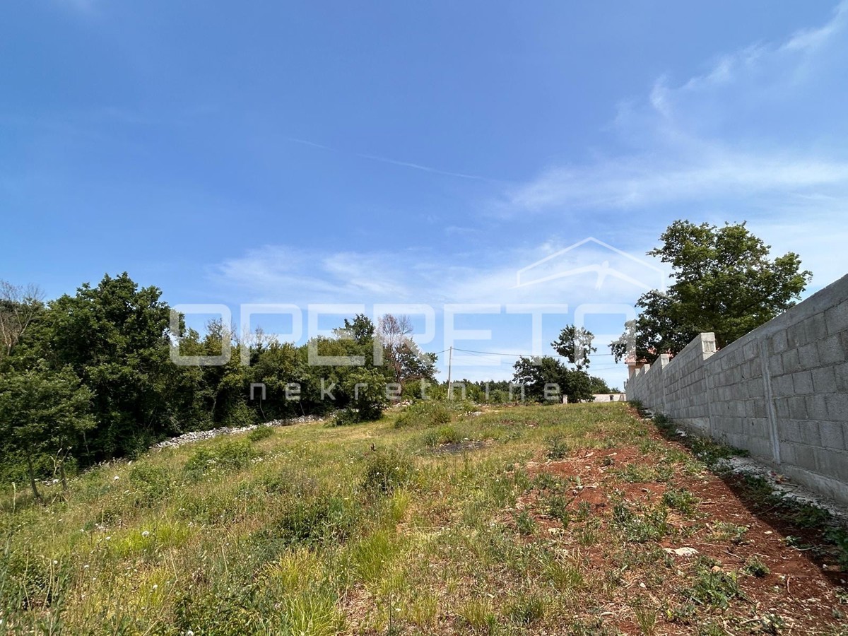 Terreno edificabile – Juršići, Istria (1340 m²)