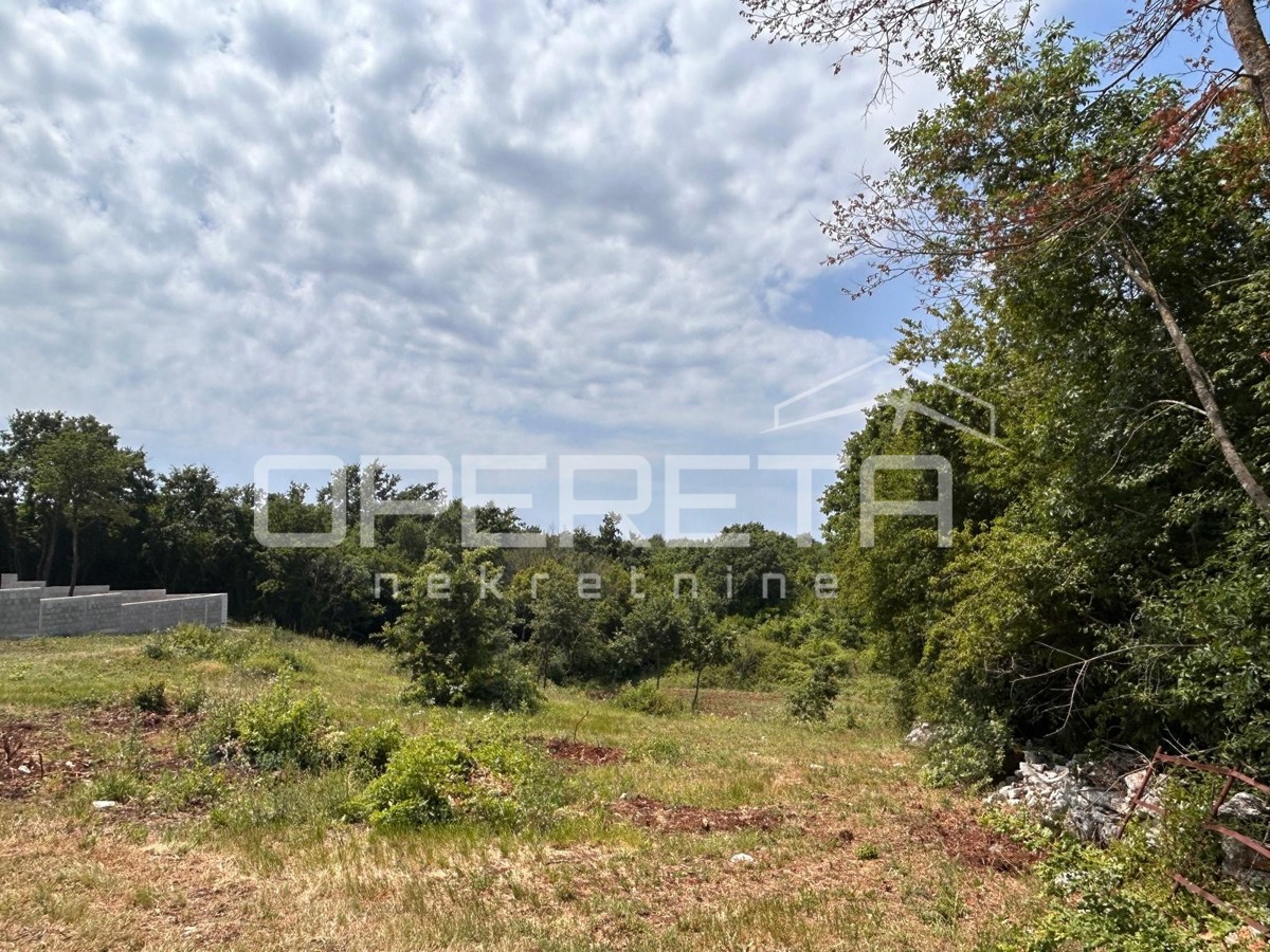 Terreno edificabile – Juršići, Istria (1340 m²)