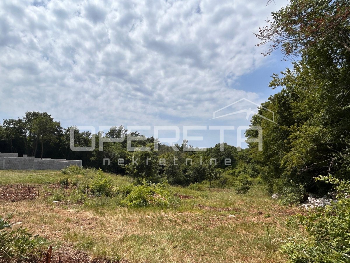 Terreno edificabile – Juršići, Istria (1340 m²)