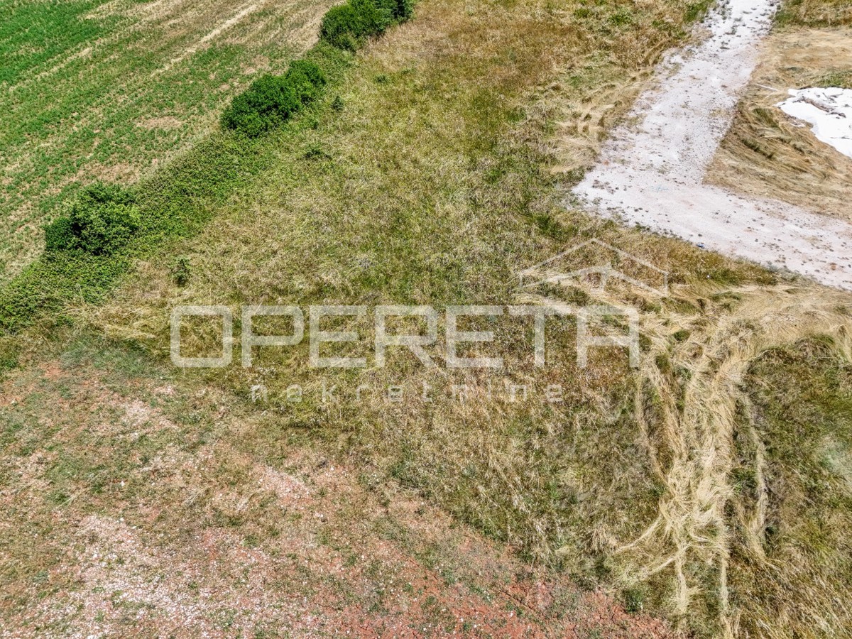 Istria, Žminj – dintorni, terreno con permesso di costruzione