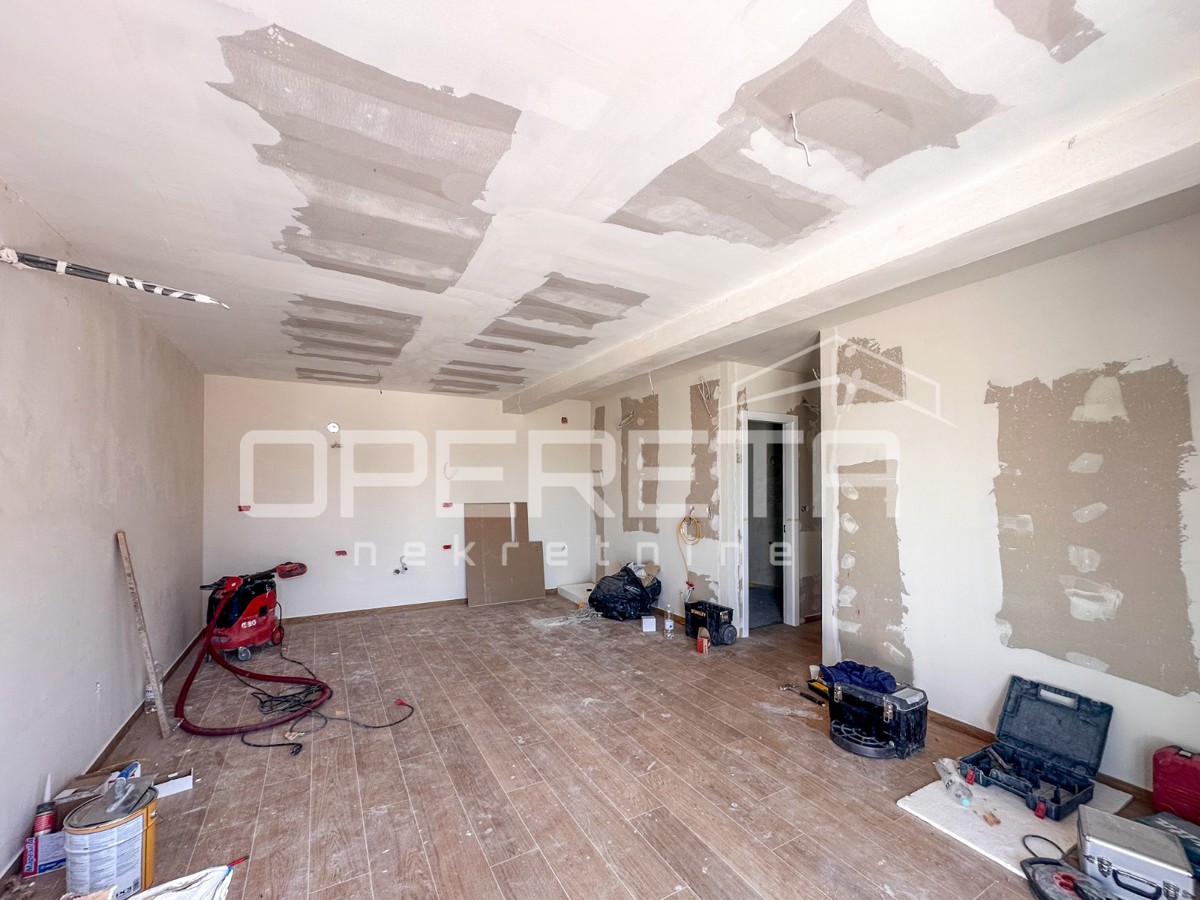 Appartamento con piscina e giardino a Stivašnica, 260,40 m2