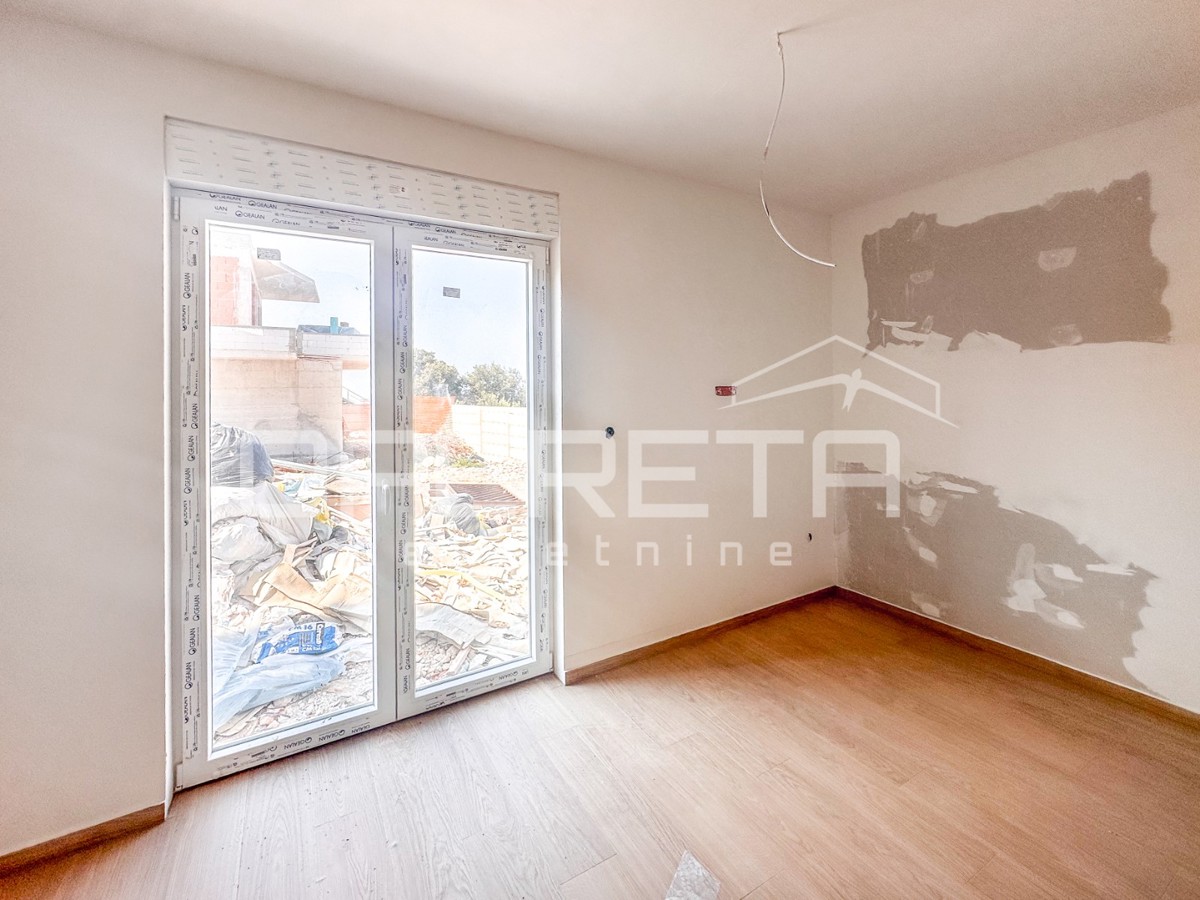 Appartamento con piscina e giardino a Stivašnica, 260,40 m2