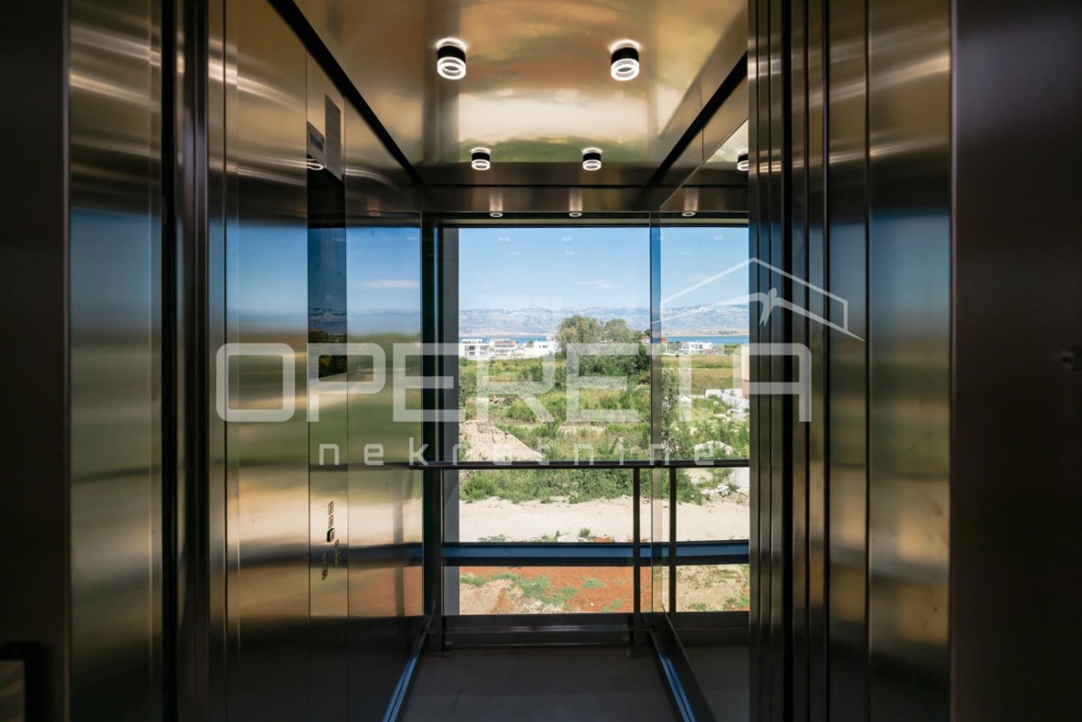 Appartamento trilocale con vista mare, 114 m2, a 300 m dal mare, Sabunike, Privlaka