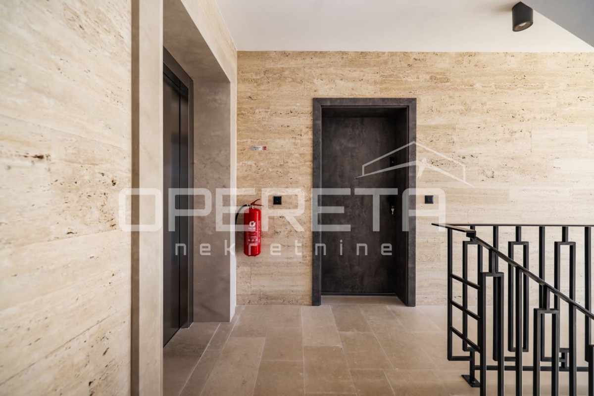 Appartamento trilocale con vista mare, 114 m2, a 300 m dal mare, Sabunike, Privlaka