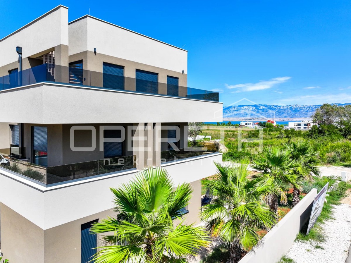 Appartamento trilocale con vista mare, 114 m2, a 300 m dal mare, Sabunike, Privlaka