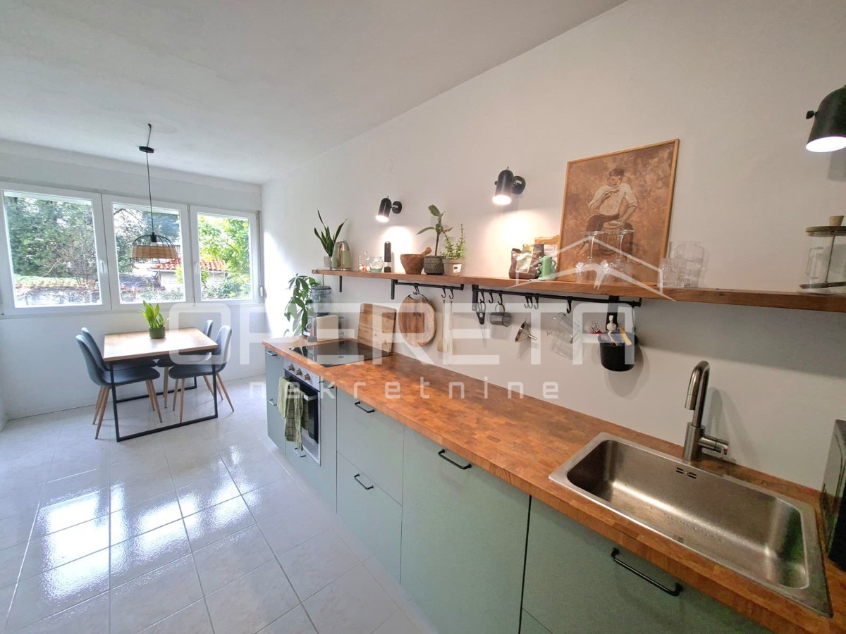 Appartamento 53,6 m2, Dobri