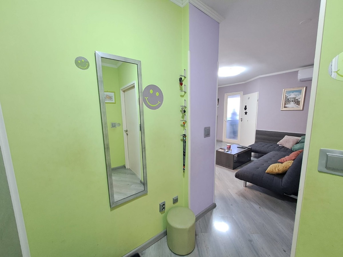 Vendita, Appartamento, Sloboština, Vladimira Varićaka, 2,5l, 56m2