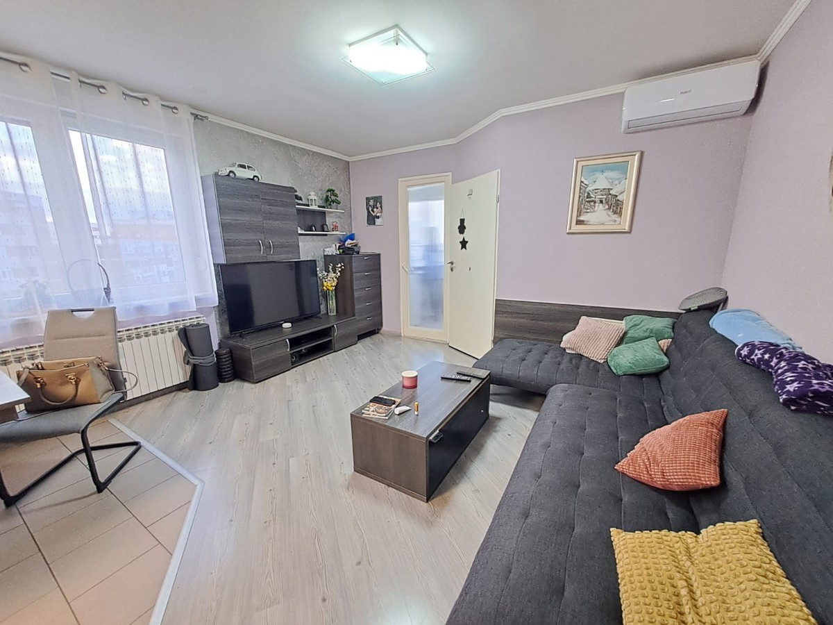 Vendita, Appartamento, Sloboština, Vladimira Varićaka, 2,5l, 56m2