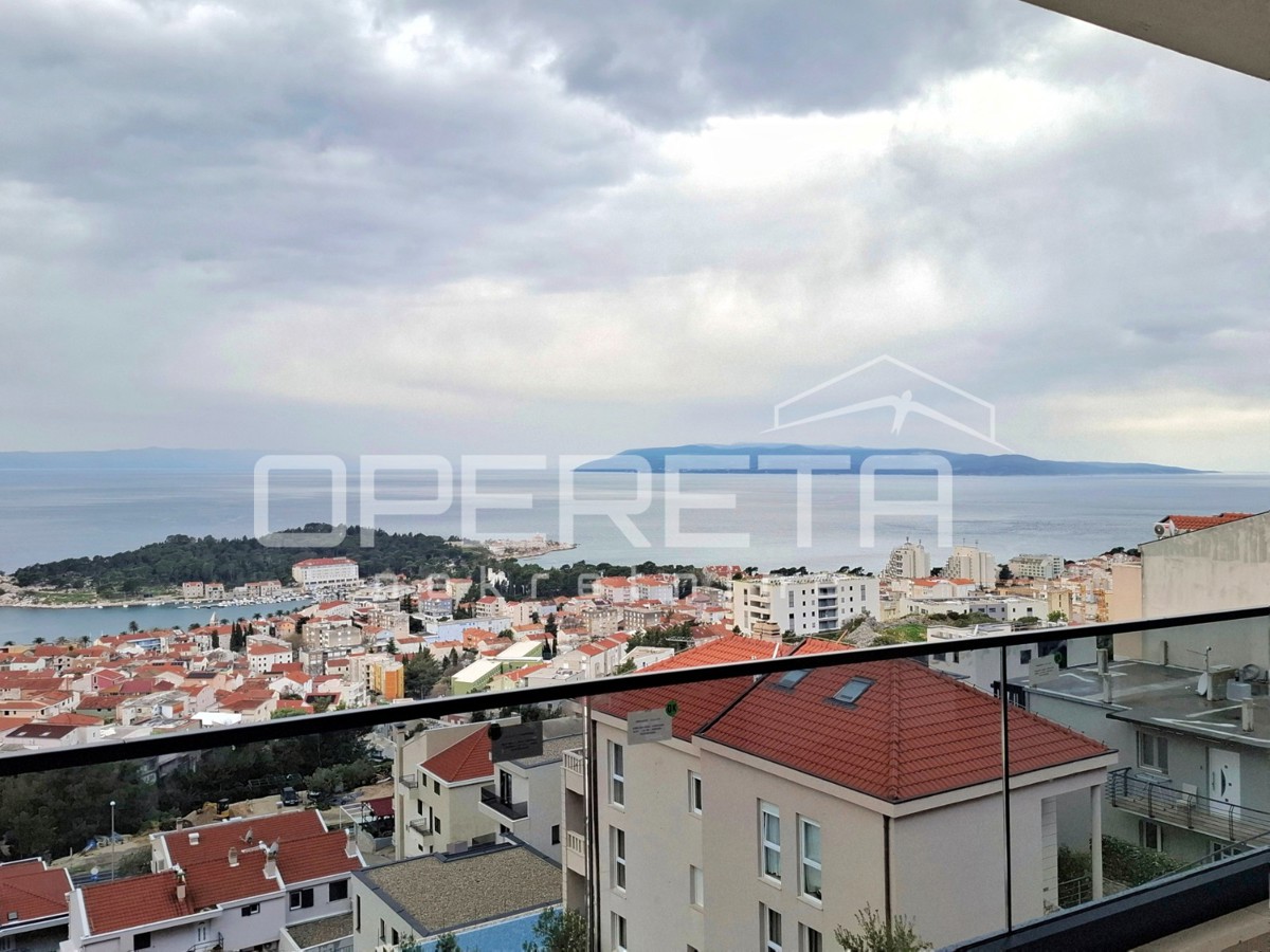MAKARSKA – appartamento esclusivo con vista panoramica e piscina privata