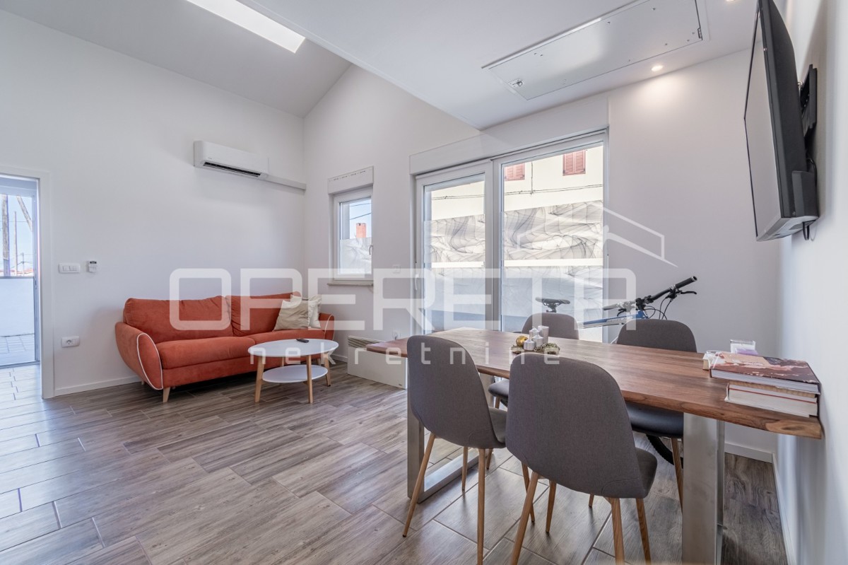 Galižana, piano terra 130 m2 con due appartamenti