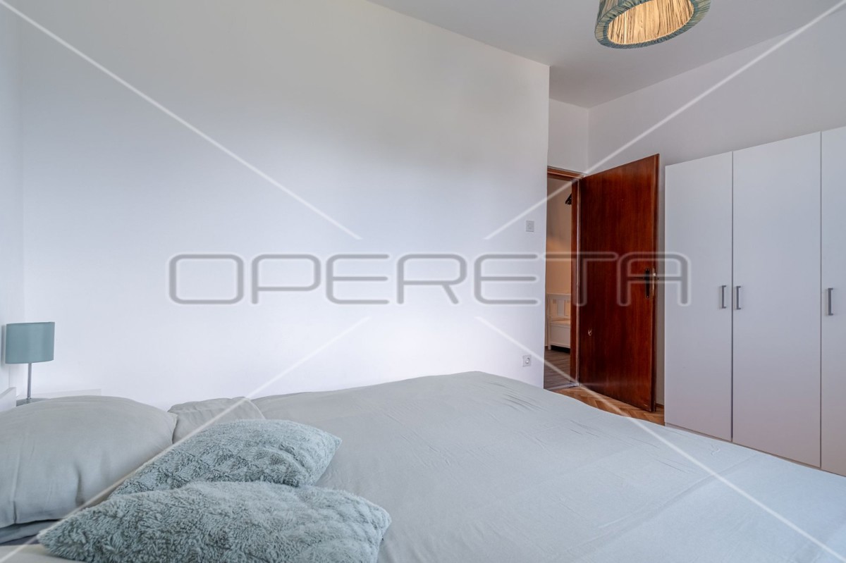 Istria, Barban, casa con piscina e sei camere da letto, 2 km dal mare,